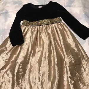Beautiful shimmering gold / black dress 6X